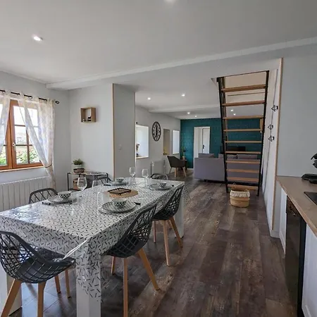 La Rive Gauche Saint-Meme-les-Carrieres