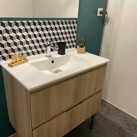 La Rive Gauche * Saint-Meme-les-Carrieres